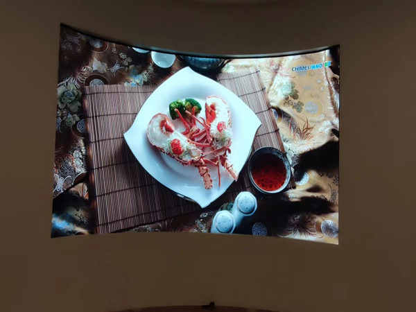 洛浦室内P2.5弧形LED屏